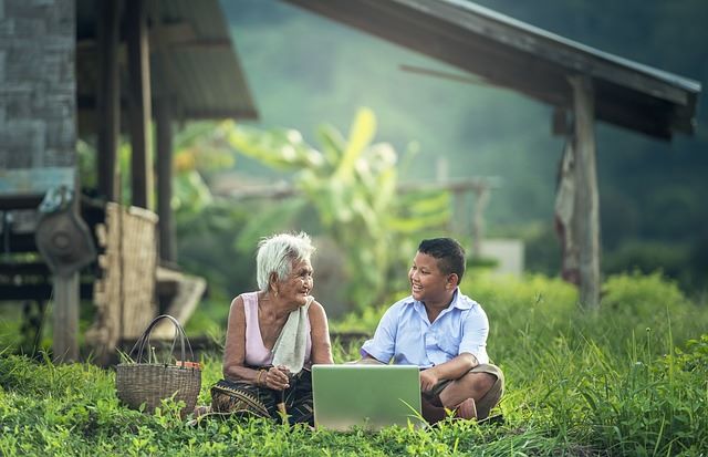 communicating with an Alzheimer's patient